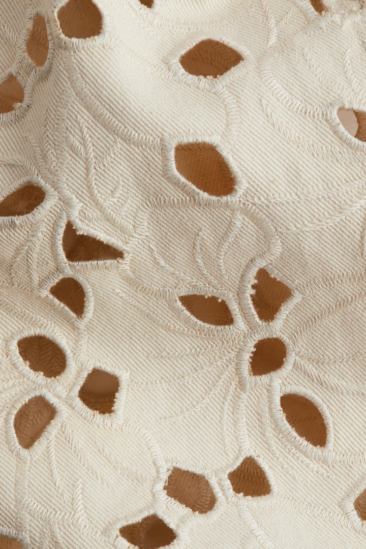 Geneve | Cut Out Jeans